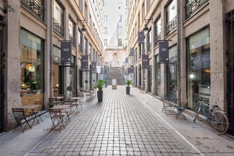 Guestready - Superbe Maison De Ville Duplex Lyon Exterior foto